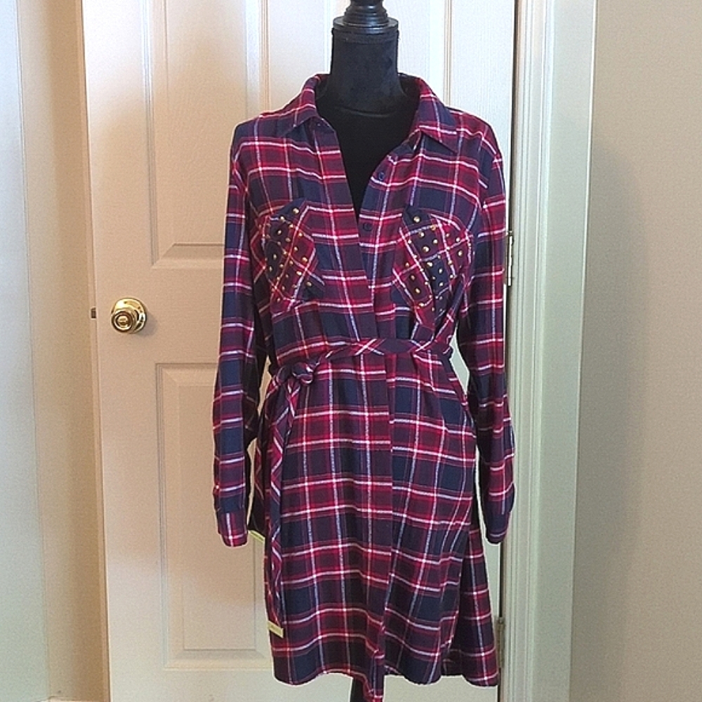 Long flannel top (like new/leaving shop)